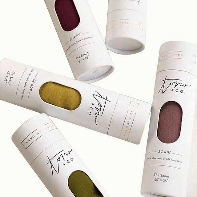 Personalize caixas de embalagem de camisetas, caixa de presente com tampa, meias de papelão, caixa de presente, recipientes de tubo de papel com janela