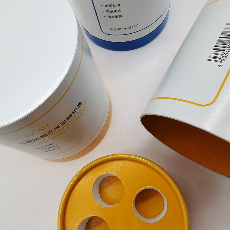 As inserções de espuma apoiam o tubo de papel Kraft que empacota o tubo de papel especial da caixa