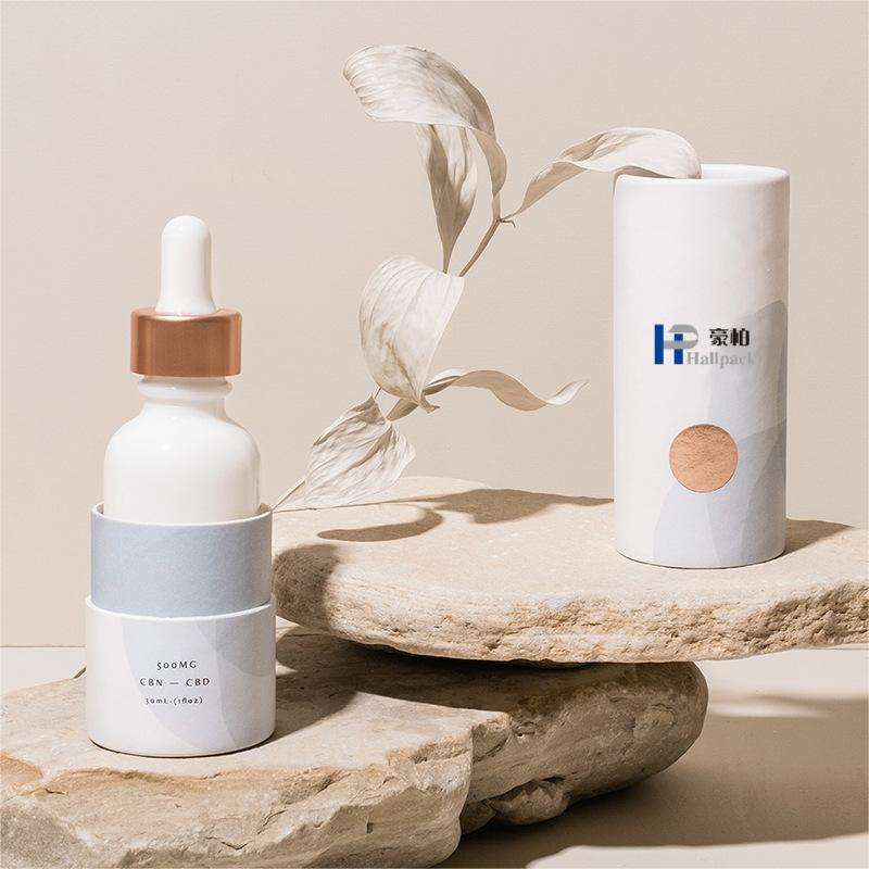 Recicl o tubo de papel do batom do desodorante do produto comestível levanta o tubo de papel