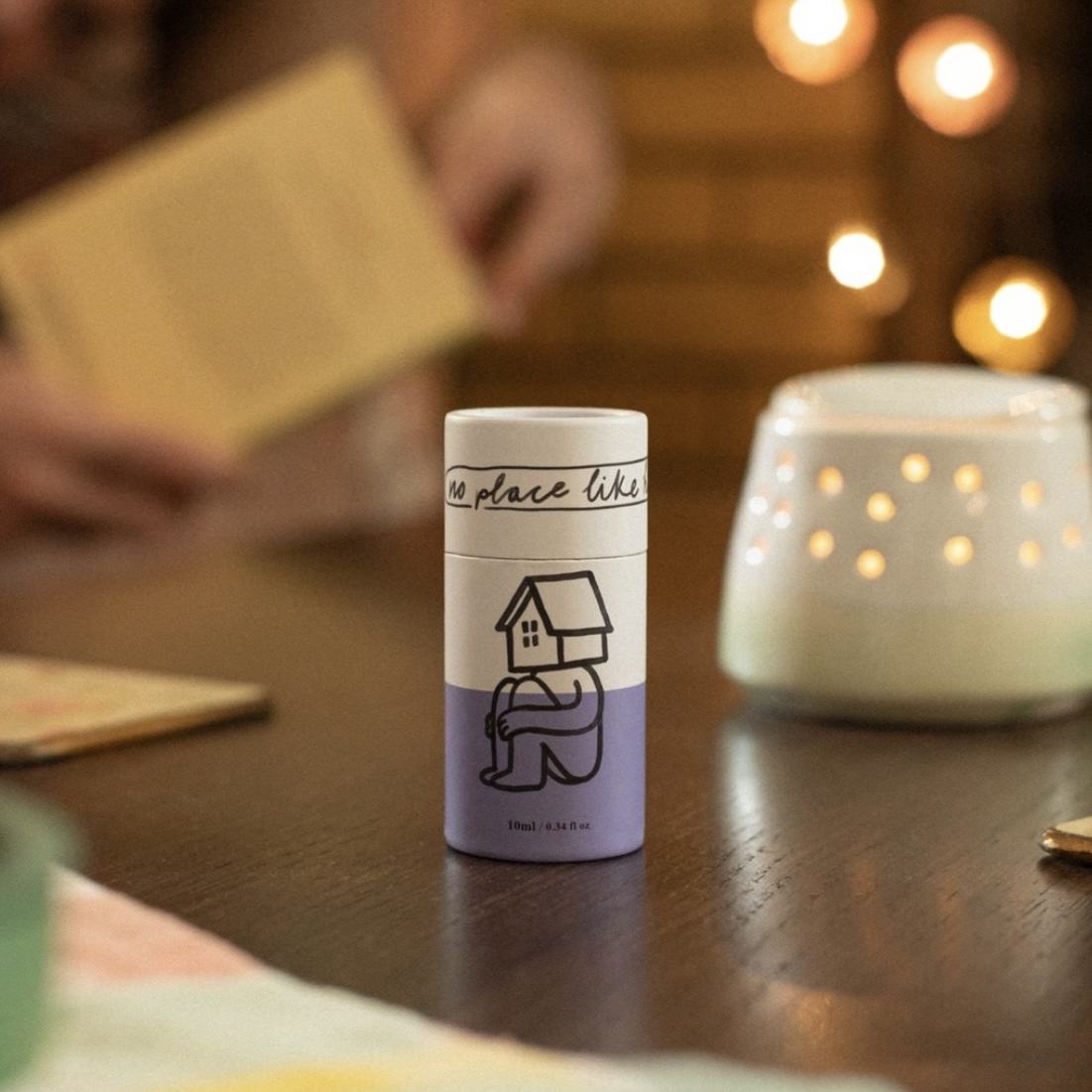 Impressão personalizada 30ml 50ml 100ml Óleo Essencial Perfume Cilindro de Papelão Redondo Tubo de Embalagem de Papel para Cuidados com a Pele Cosméticos