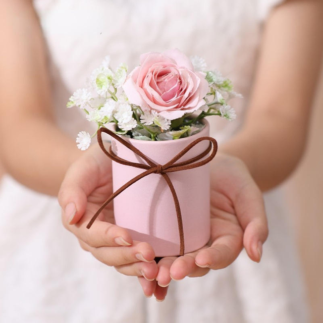 Pequeno conjunto preservado camurça rosa caixas de embalagem papelão para flor personalizado eco rígido forma redonda mini papel flor presente cilindro