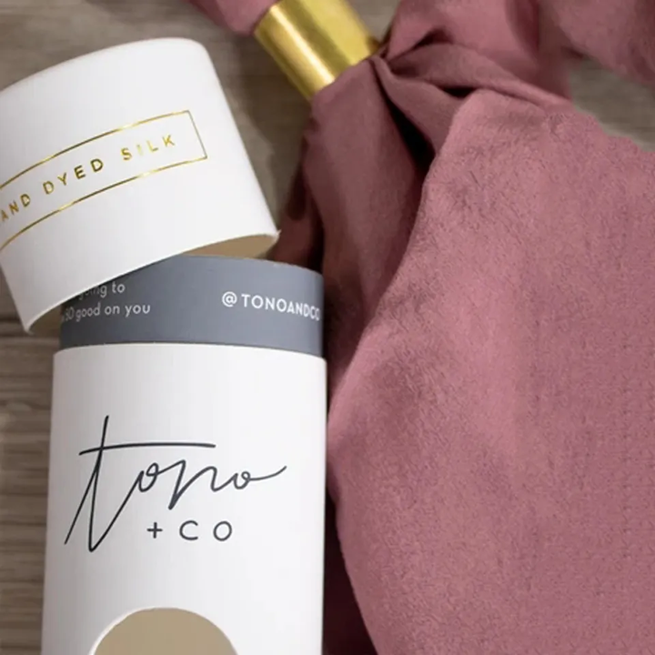 Personalize caixas de embalagem de camisetas, caixa de presente com tampa, meias de papelão, caixa de presente, recipientes de tubo de papel com janela