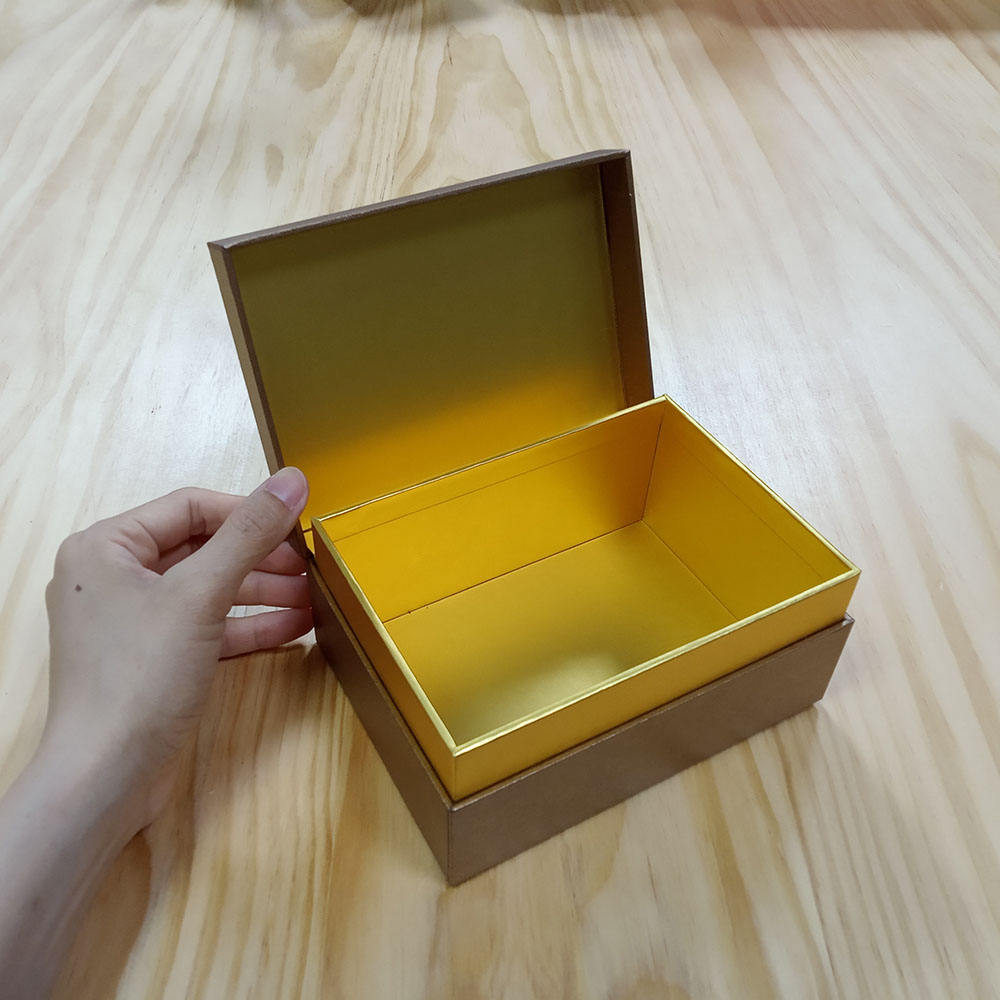 Caixa de papel para roupas com aba magnética de luxo personalizada, caixas de presente com fecho magnético dobrável