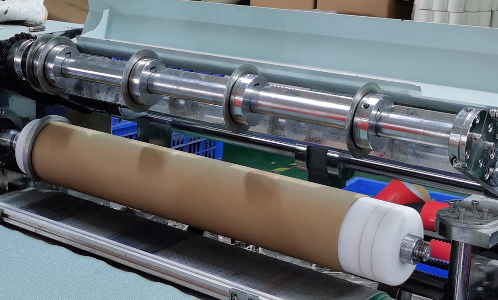 fábrica de tubos de papel