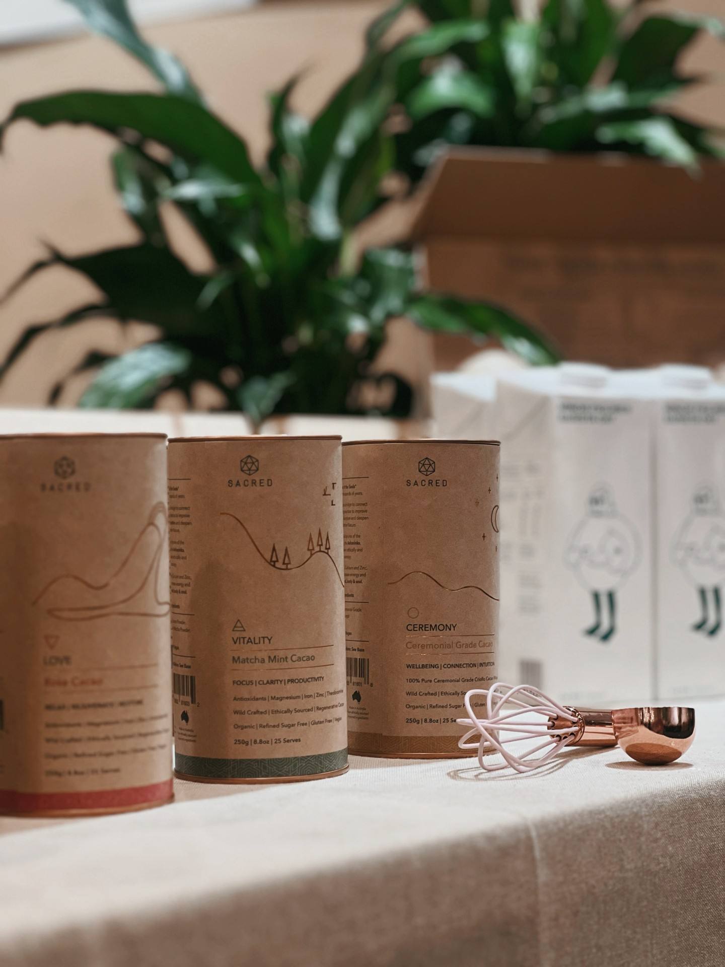 Embalagem de papelão de caixa de tubo redondo de qualidade alimentar com design personalizado de luxo para lata de papel de chocolate e cacau