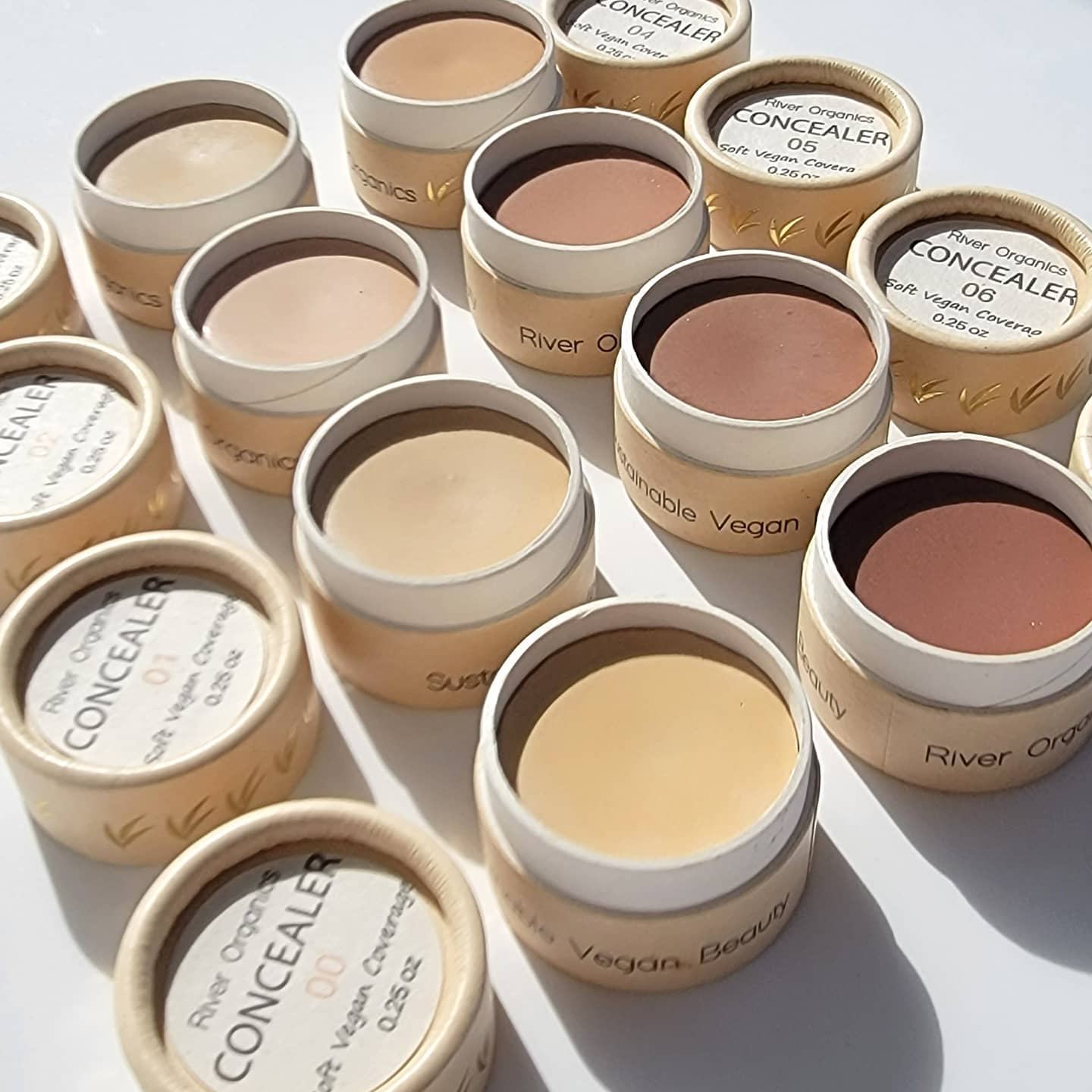 Embalagem de tubo de papel Kraft personalizado Frasco de creme facial para cosméticos com recursos biodegradáveis ​​Opção ecológica para caixa de frascos de armazenamento