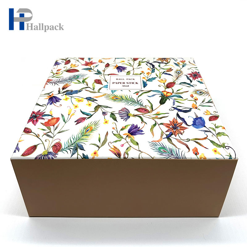 Caixa de papel de presente de papelão ecológica com logotipo personalizado por atacado com fita