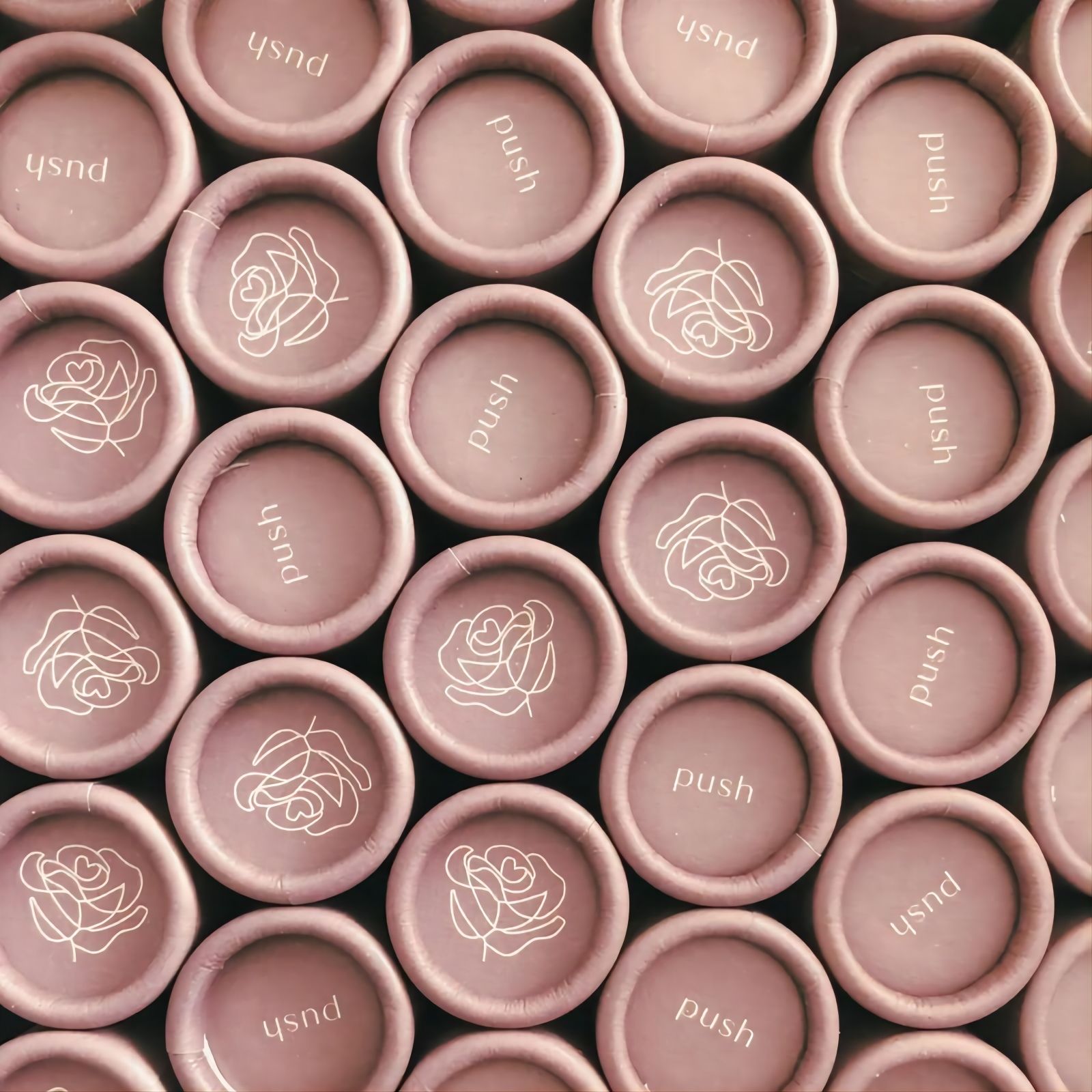 A forma redonda personalizada papel biodegradável do tubo do bálsamo labial levanta o empacotamento dos tubos de papel da barra da loção do cilindro