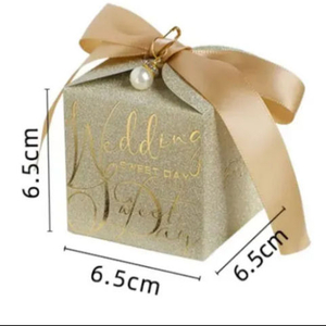 Caixa de presente pequena luxuosa dos doces do casamento caixa rígida do favor do brilho com laminação fosca da folha de ouro e manipulação de impressão de desaparecimento