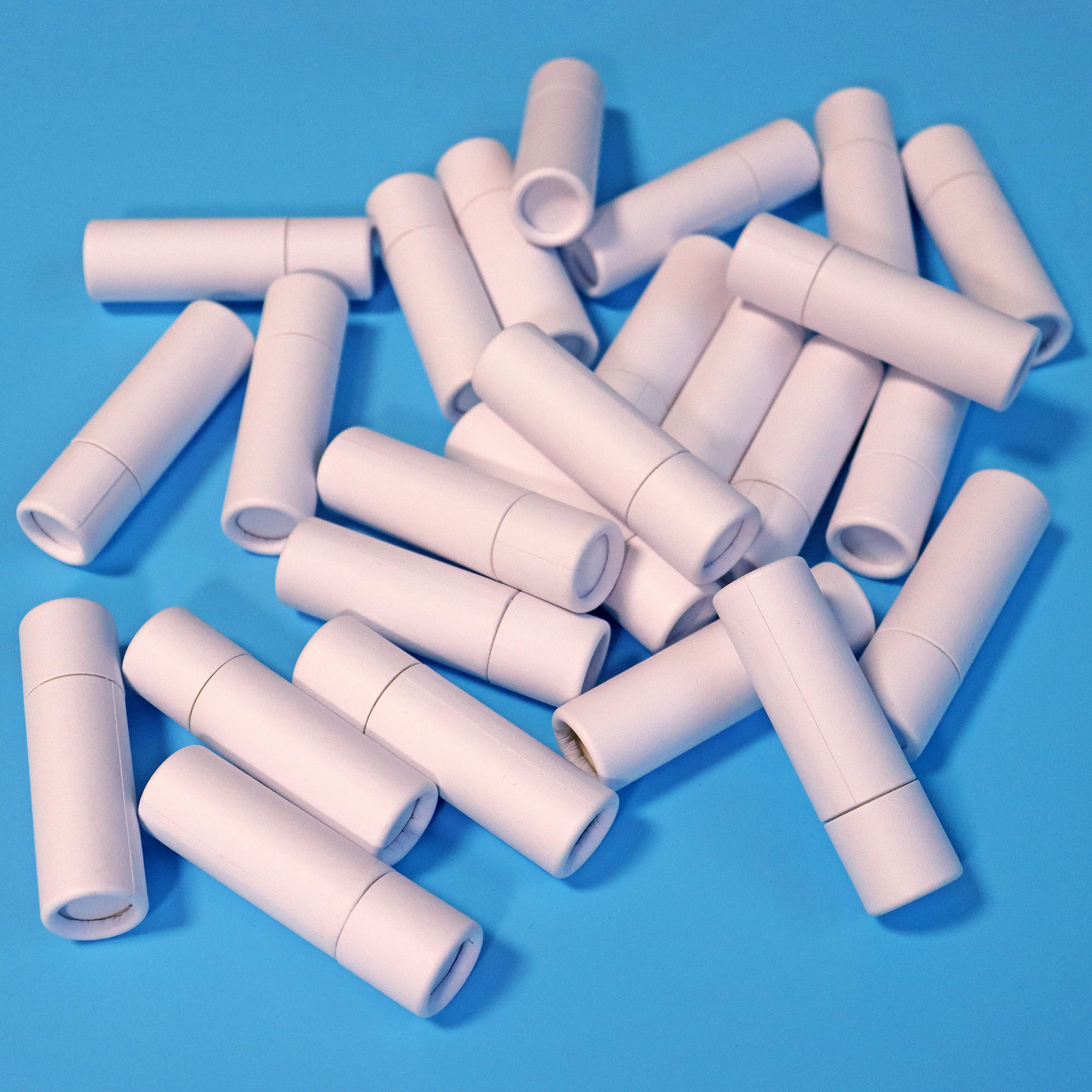 Tubo de papel desodorante branco ECO de 2 onças de venda quente Tubos de lipbalm com preço baixo
