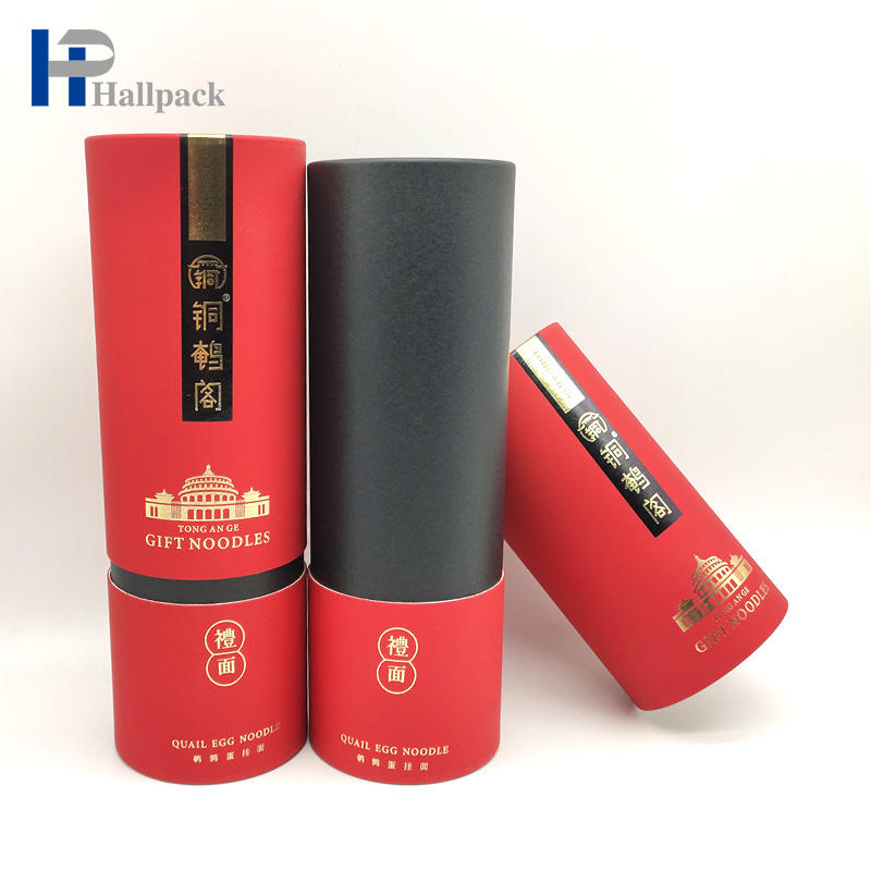 Caixas de tubo de embalagem de camisetas de papel artesanal reciclado, caixas de papelão kraft redondas com manuseio de superfície de gravação para cosméticos